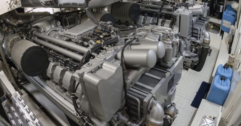 yacht maintenance companies Florida