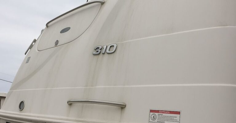 interior boat cleaning in Fort Lauderdale